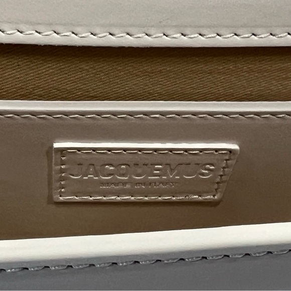 Jacquemus Le Grand Bambino White Leather Bag w/ Gold — Current 2024/2025 Model ✨ - Picture 8 of 14